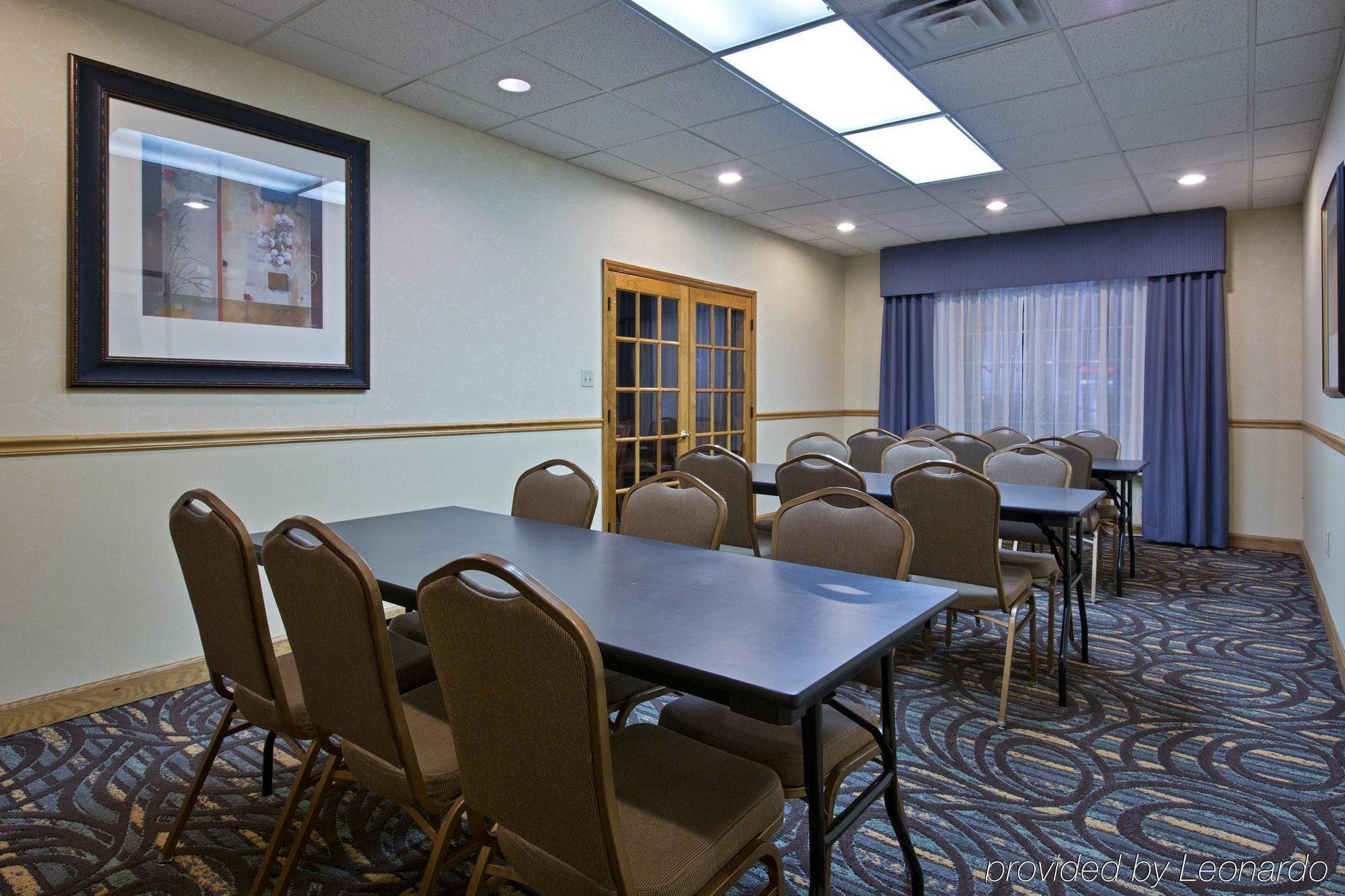 Country & By Radisson, Lexington, Va